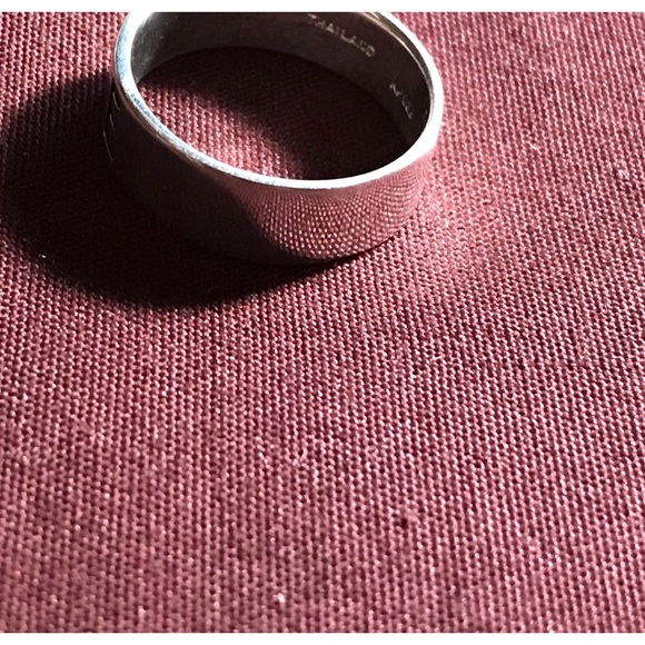 Sterling Silver Peace Band Ring Size 8 - Picture 13 of 16